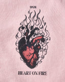 Camiseta Regular Hard To Love