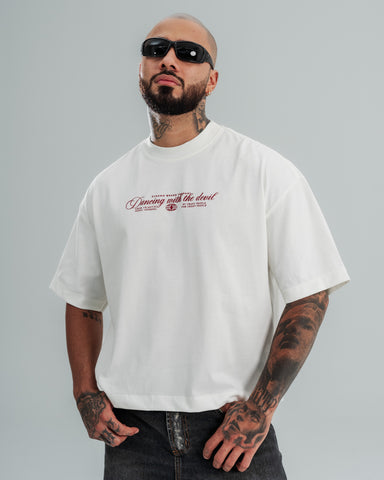 Camiseta Boxy Dancing With The Devil