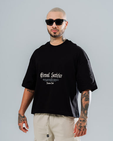 Camiseta Boxy Fit Eternal Sacrifice