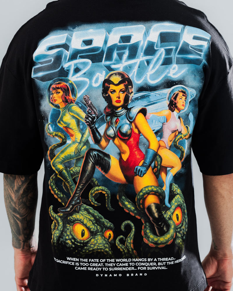 Camiseta Oversize Negro Space Battle
