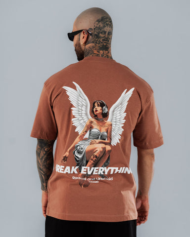 Camiseta Regular Café Break Everything