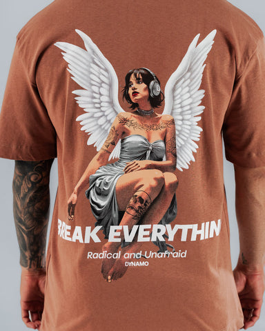 Camiseta Regular Café Break Everything