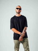 Camiseta negra para hombre fit regular básica