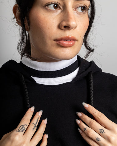 Crop Top Script Black