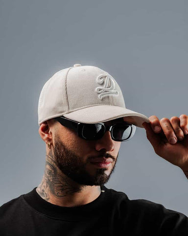 Gorra  Para Hombre Básica Crudo DNM